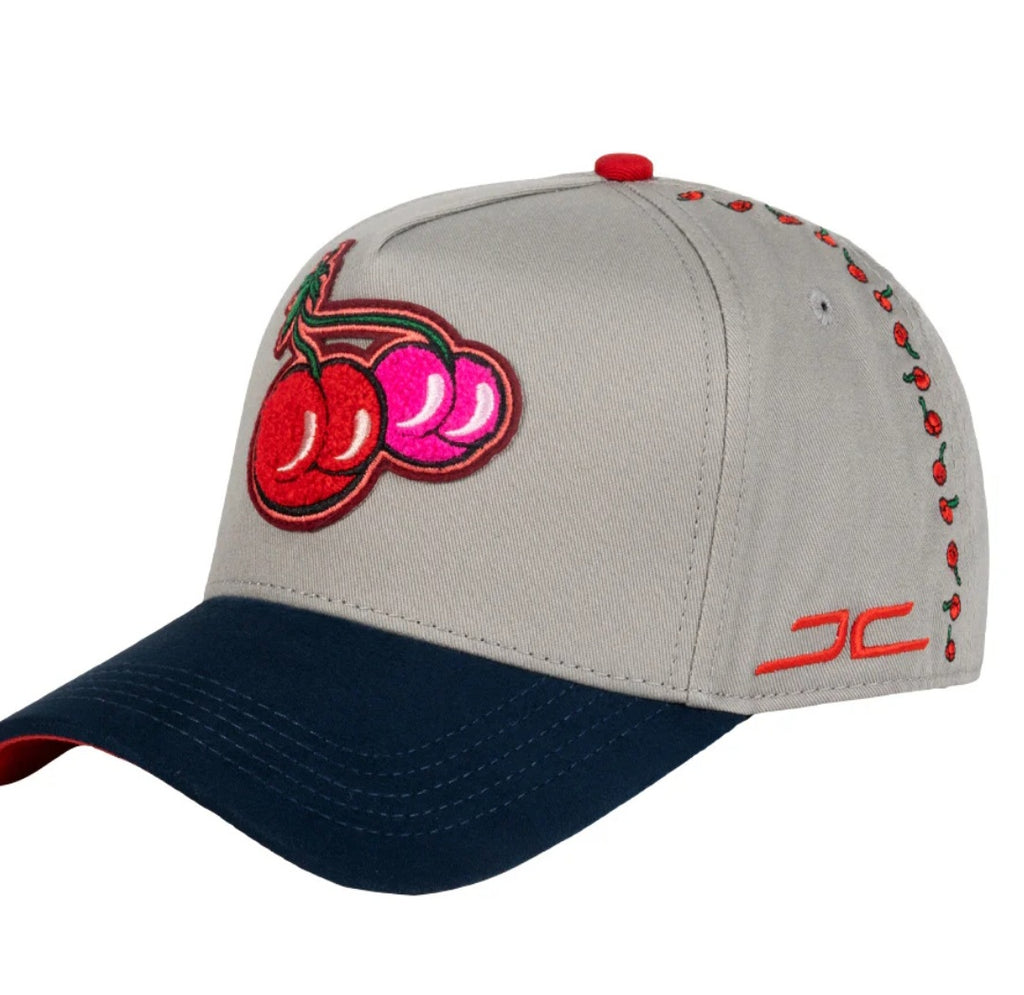 1JC HATS CHERRY GRAY COLABORACIÓN CON GABITO BALLESTEROS