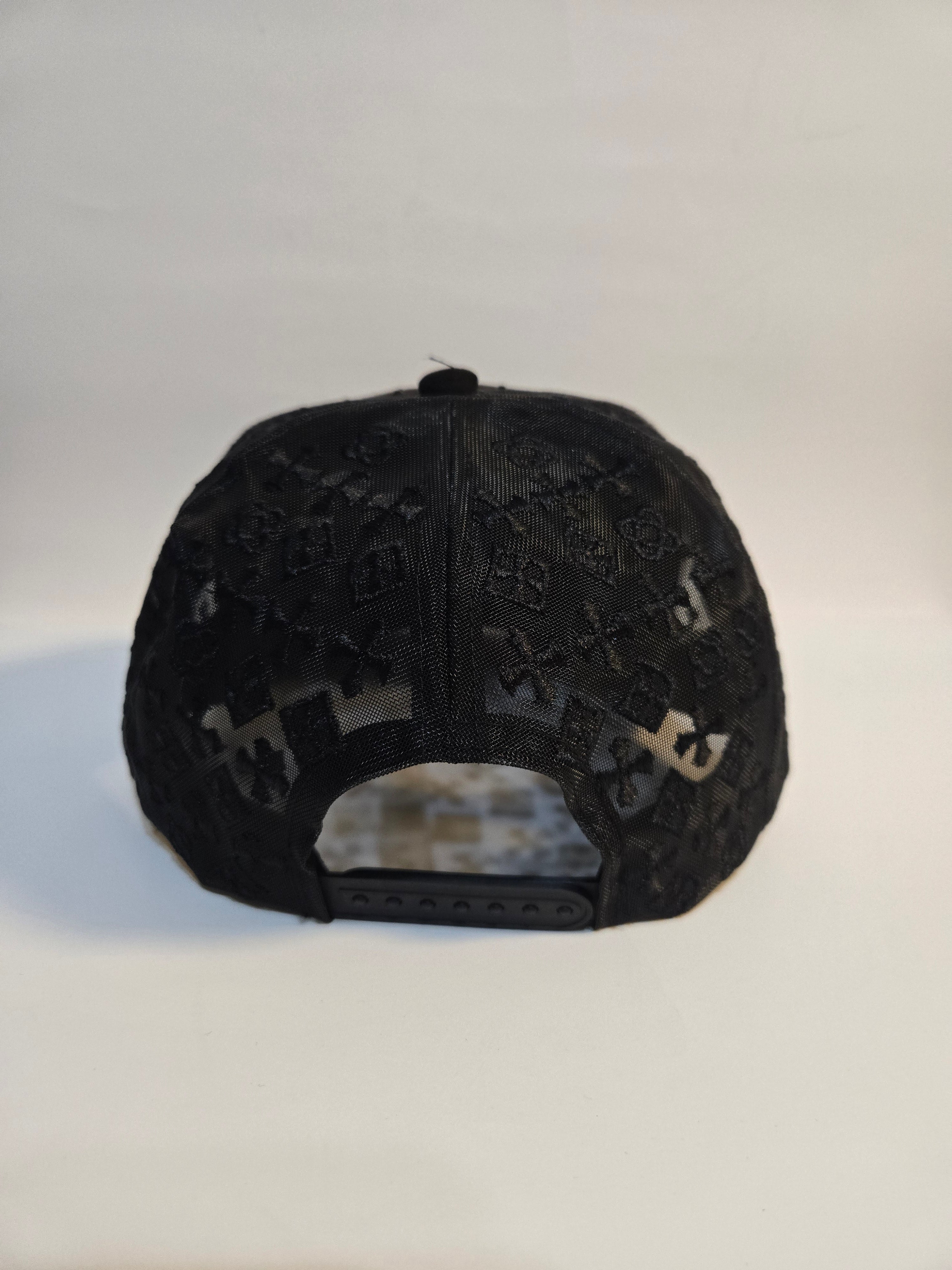 Dios por delante gorra malla