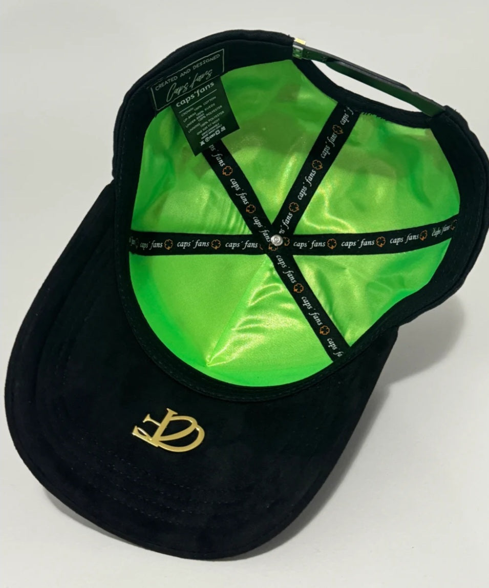 Caps fans Trebol gold