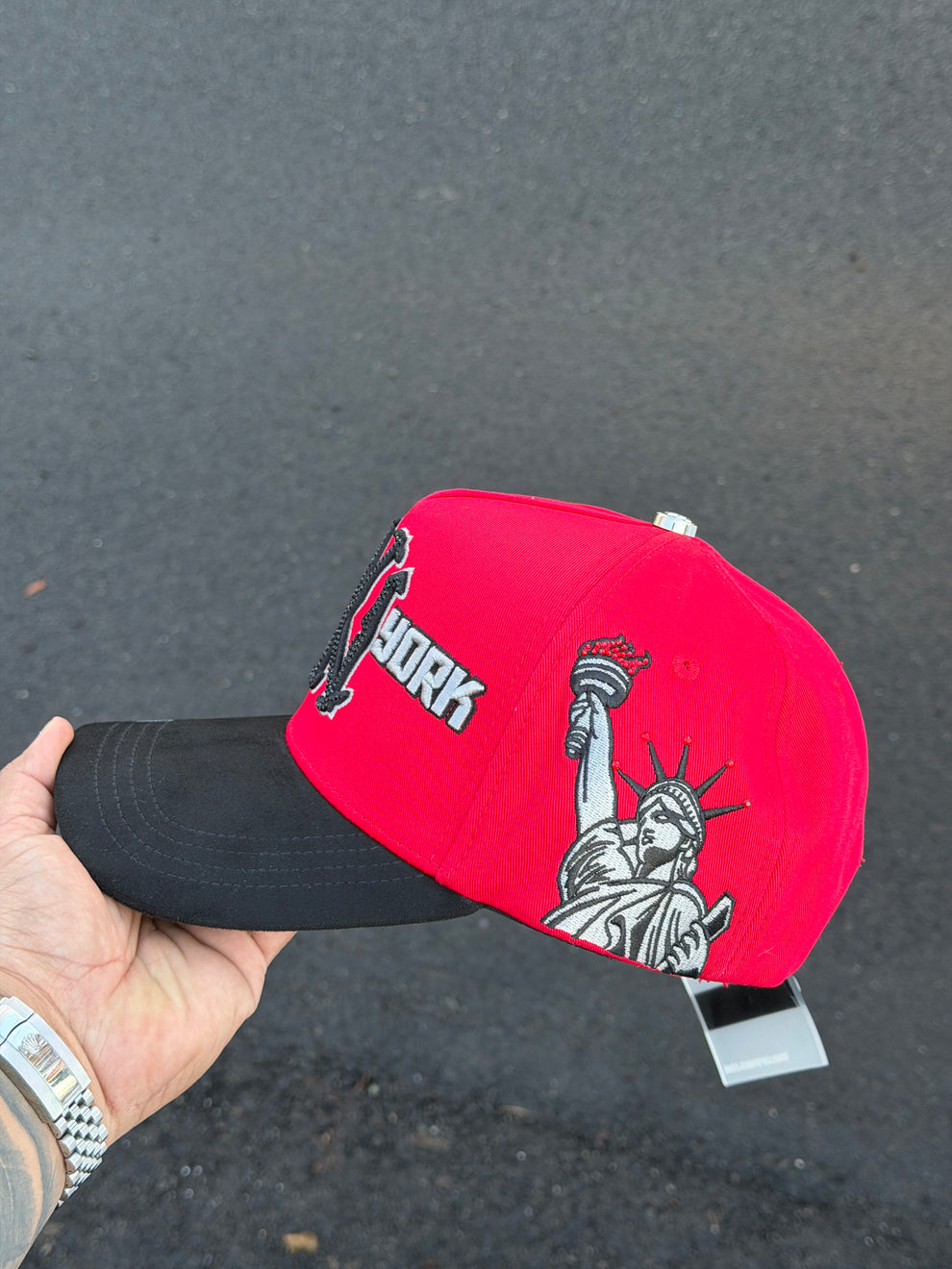 NY red  black