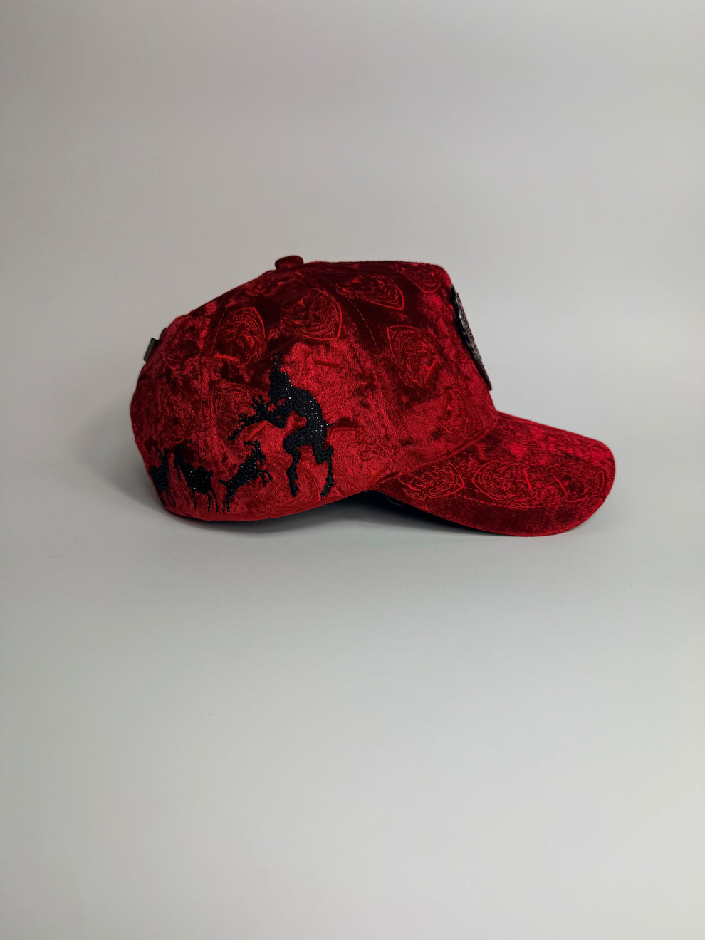 Lucufer red