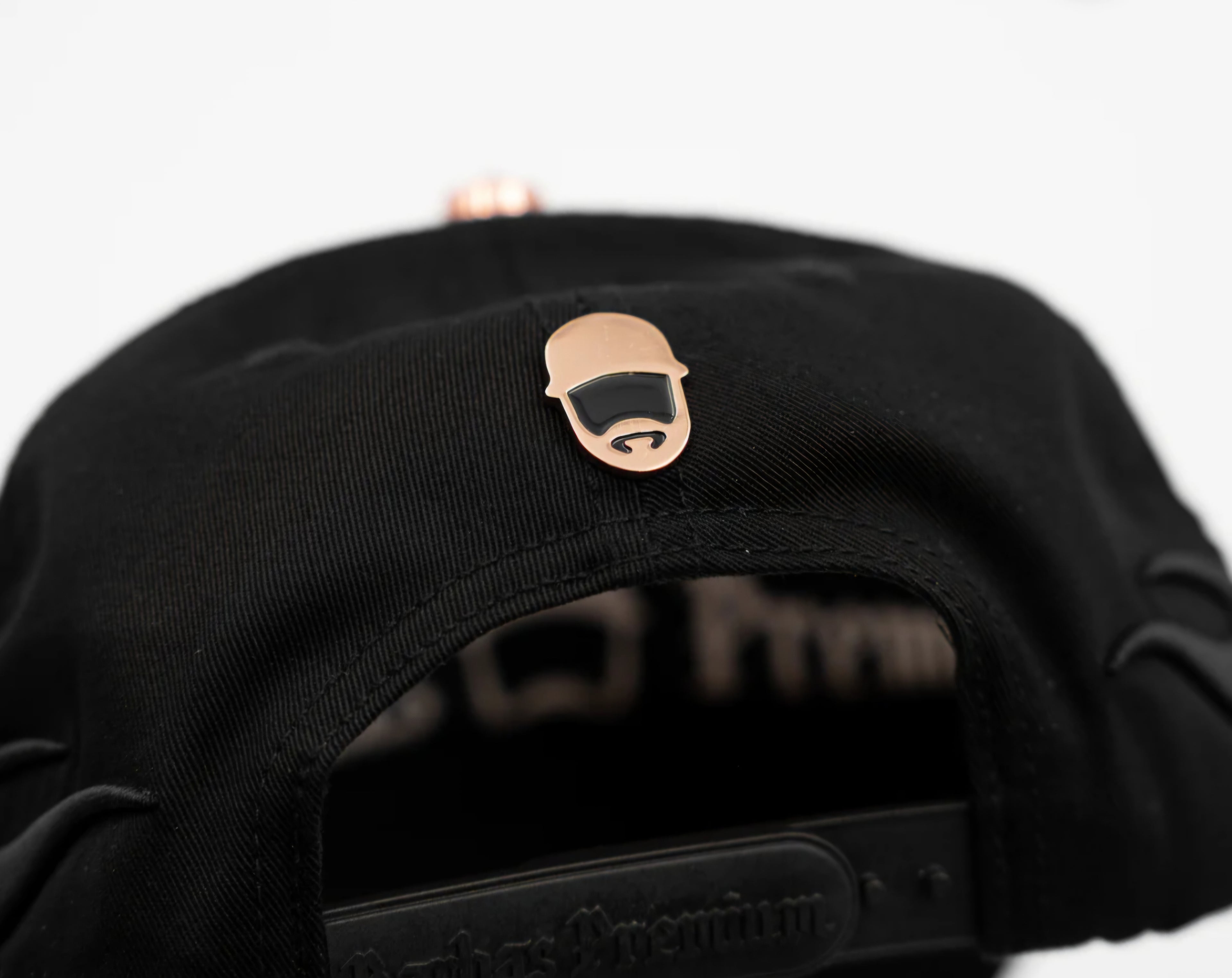 Barbas B STAR ORO ROSA solo la gorra