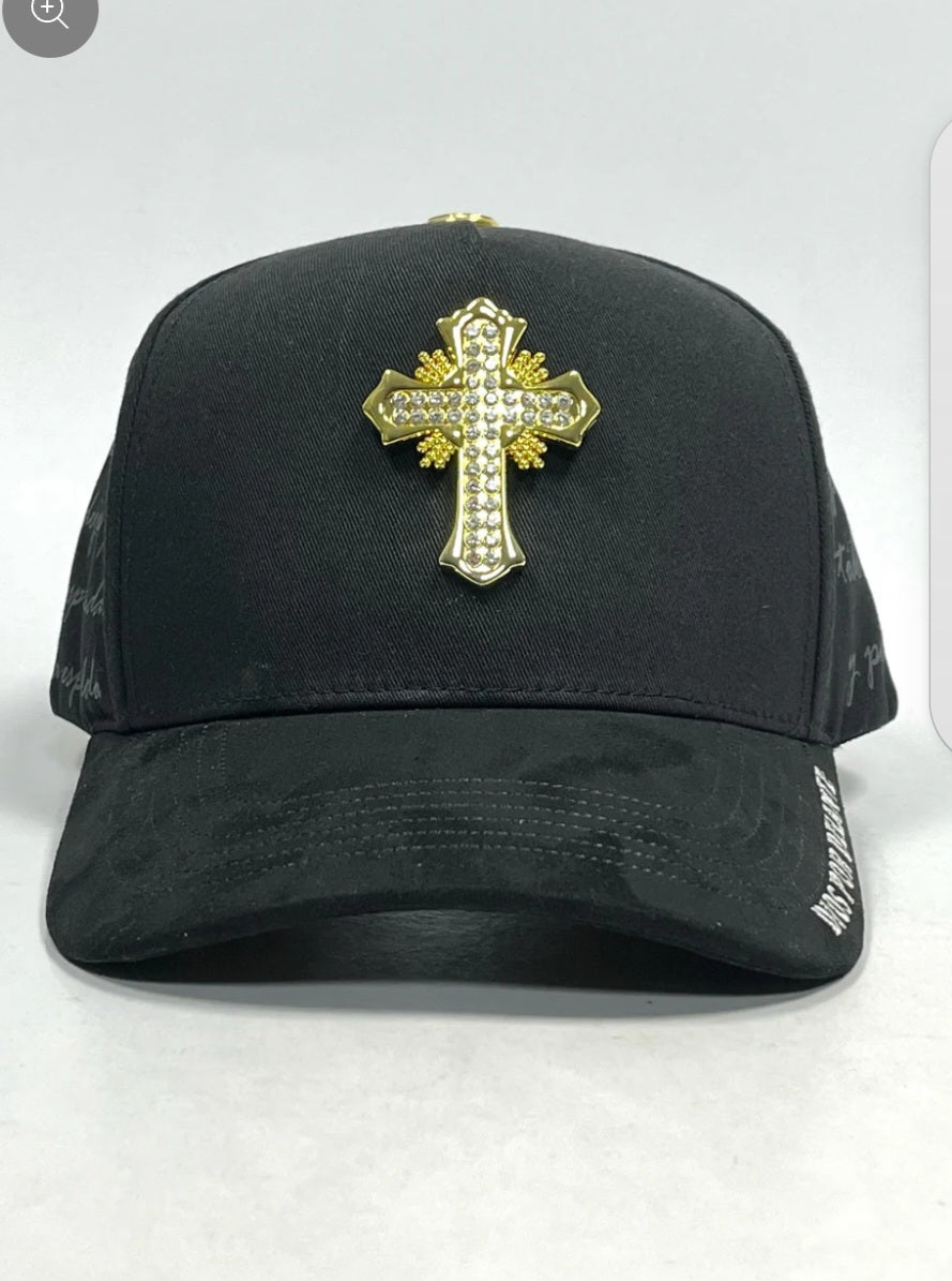 Caps fans cruz gold